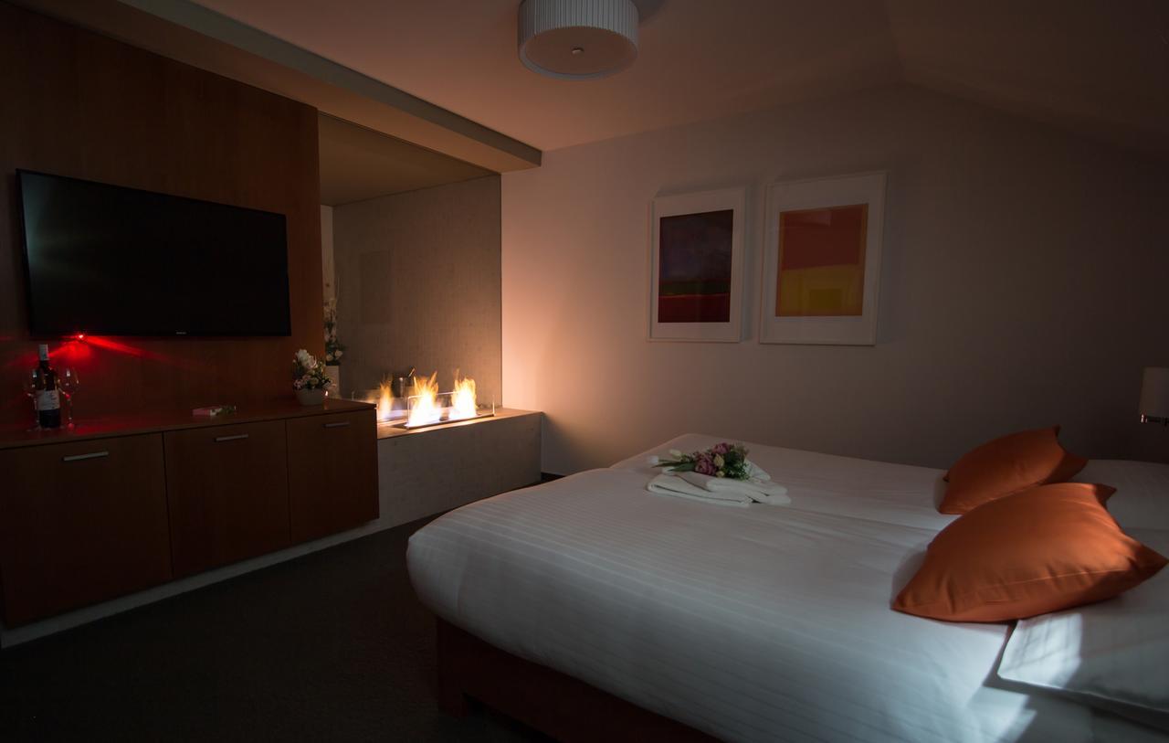 Hotel Pod Vezi Strážnice Exteriör bild